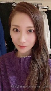 孕妇吃鸡舔菊花 怎么啦 舒不舒服 约操大肚子孕妇 被多姿势输出 表情有点紧张 最后颜射一脸
